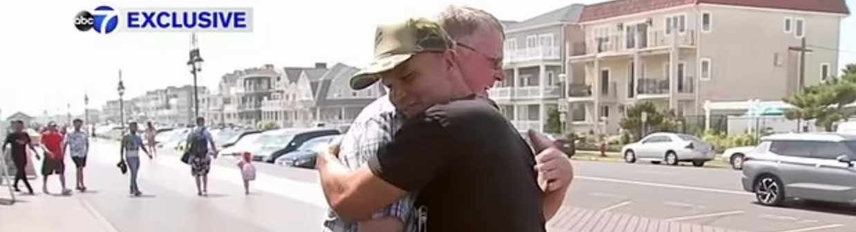 Ex-Marine Surfer Uses TANDM Air Bodyboard to Save Drowning Swimmer