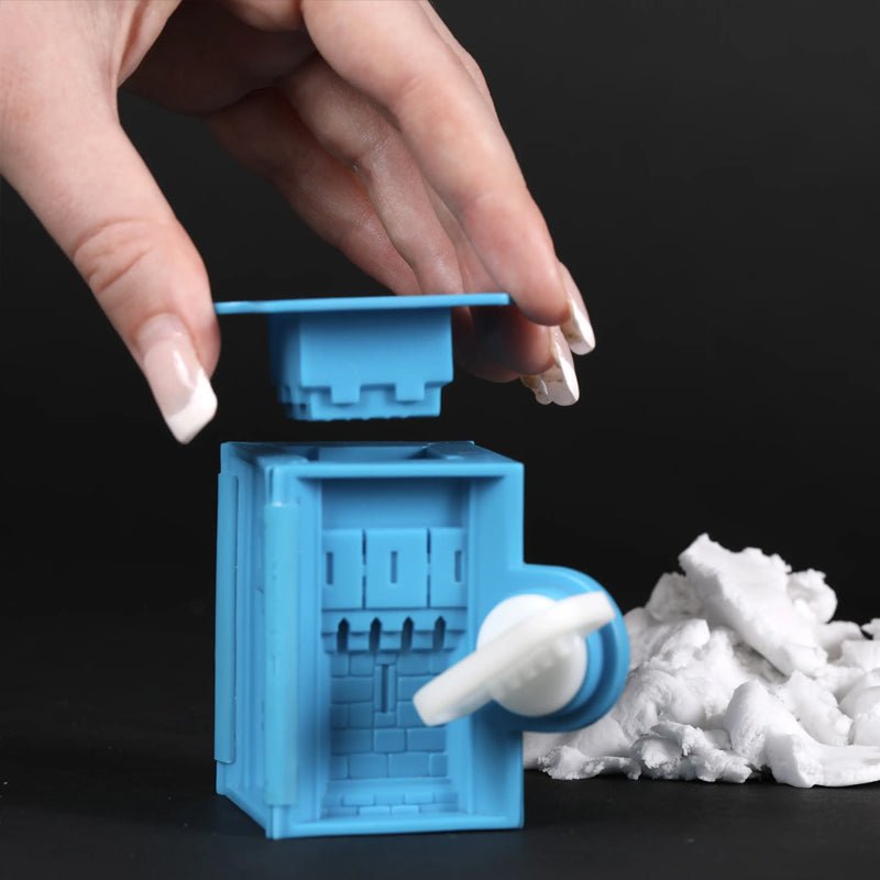 Create A Castle BuildMaster® Snow Indoor Activity Kit